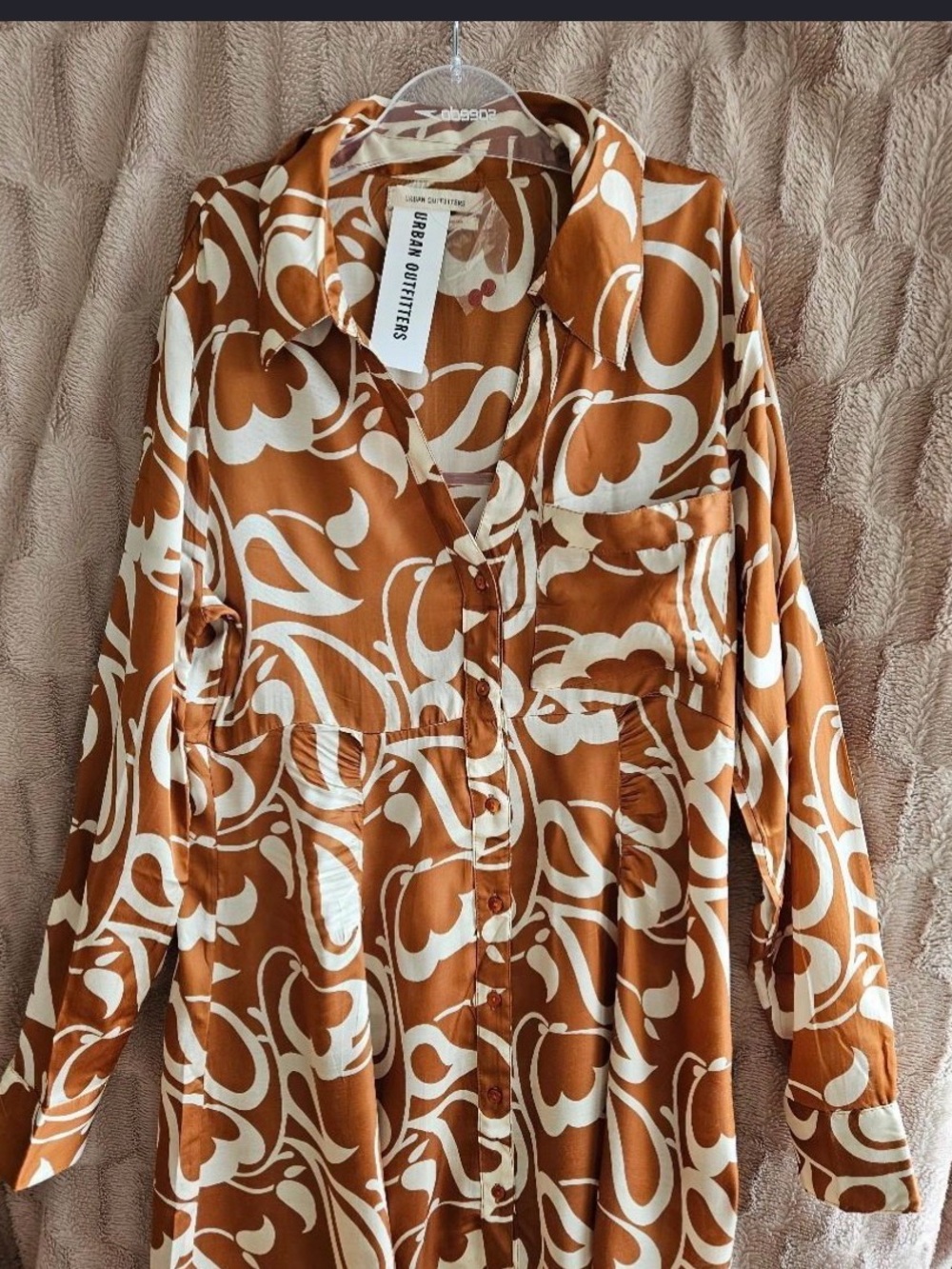 Urban Outfitters Brown & Cream Retro Satin Button down Mini Dress Size Large NWT